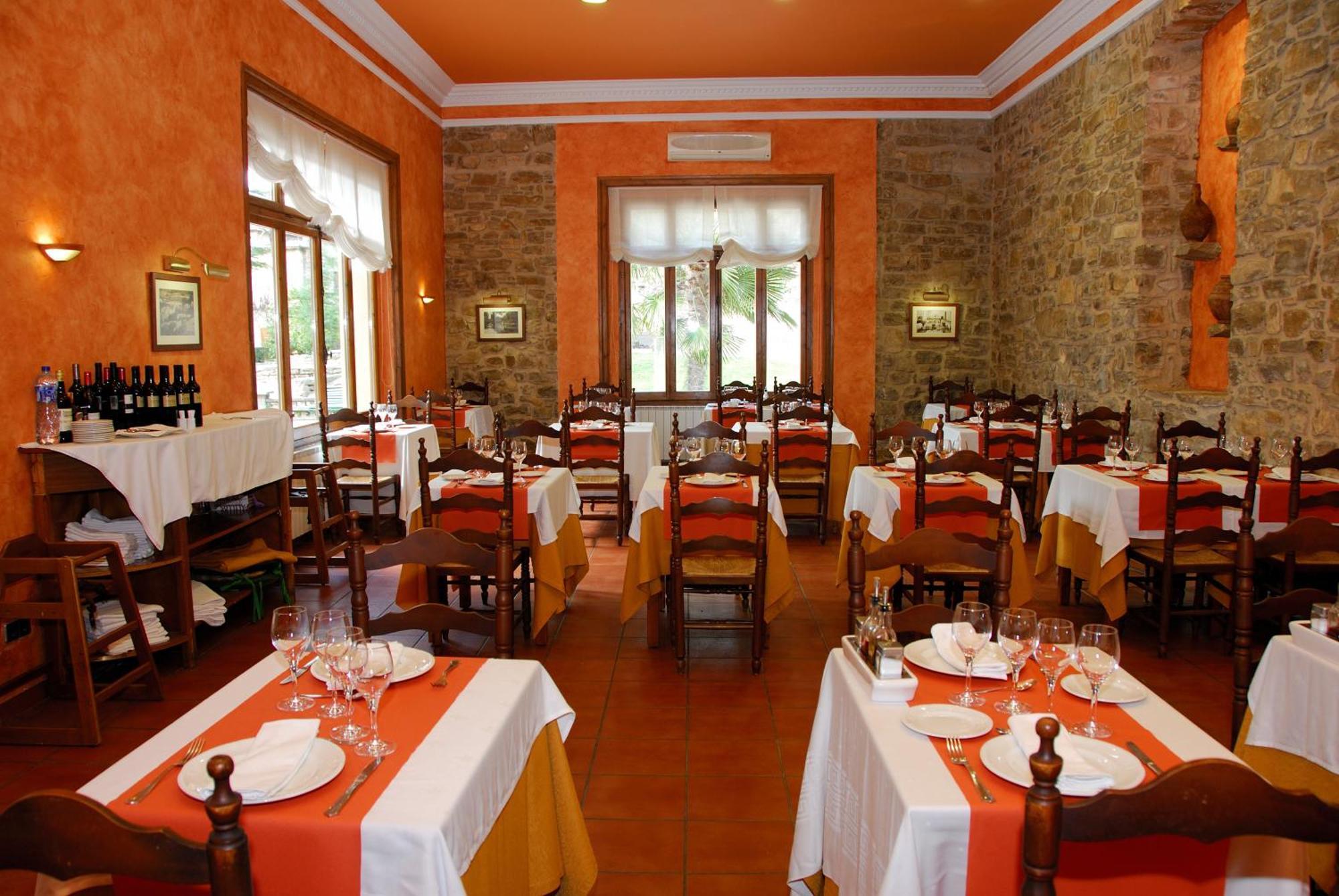 Hotel Balneari De Vallfogona De Riucorb Ngoại thất bức ảnh