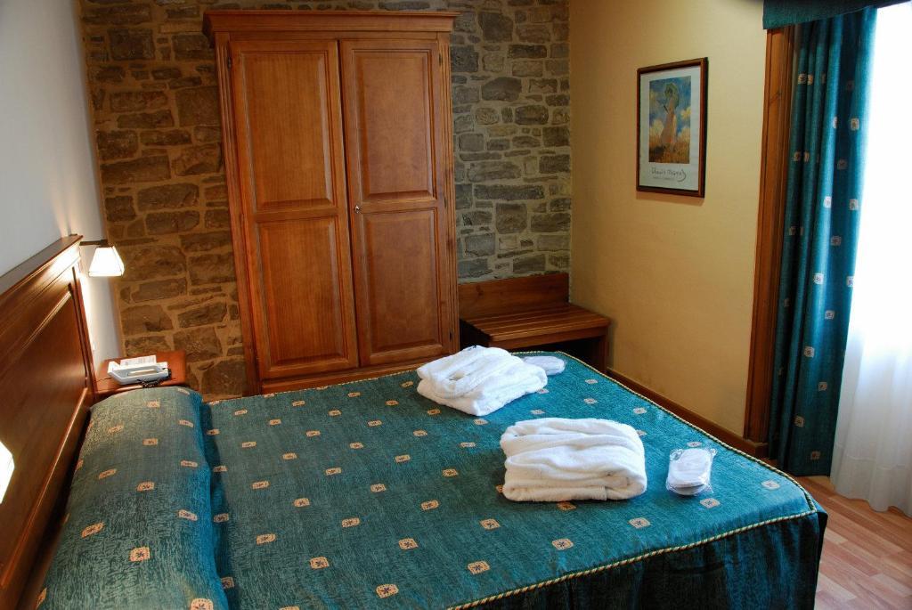 Hotel Balneari De Vallfogona De Riucorb Ngoại thất bức ảnh